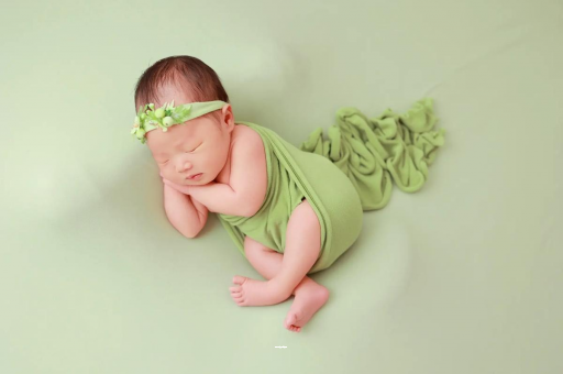 博罗宝宝下眼袋发青的原因